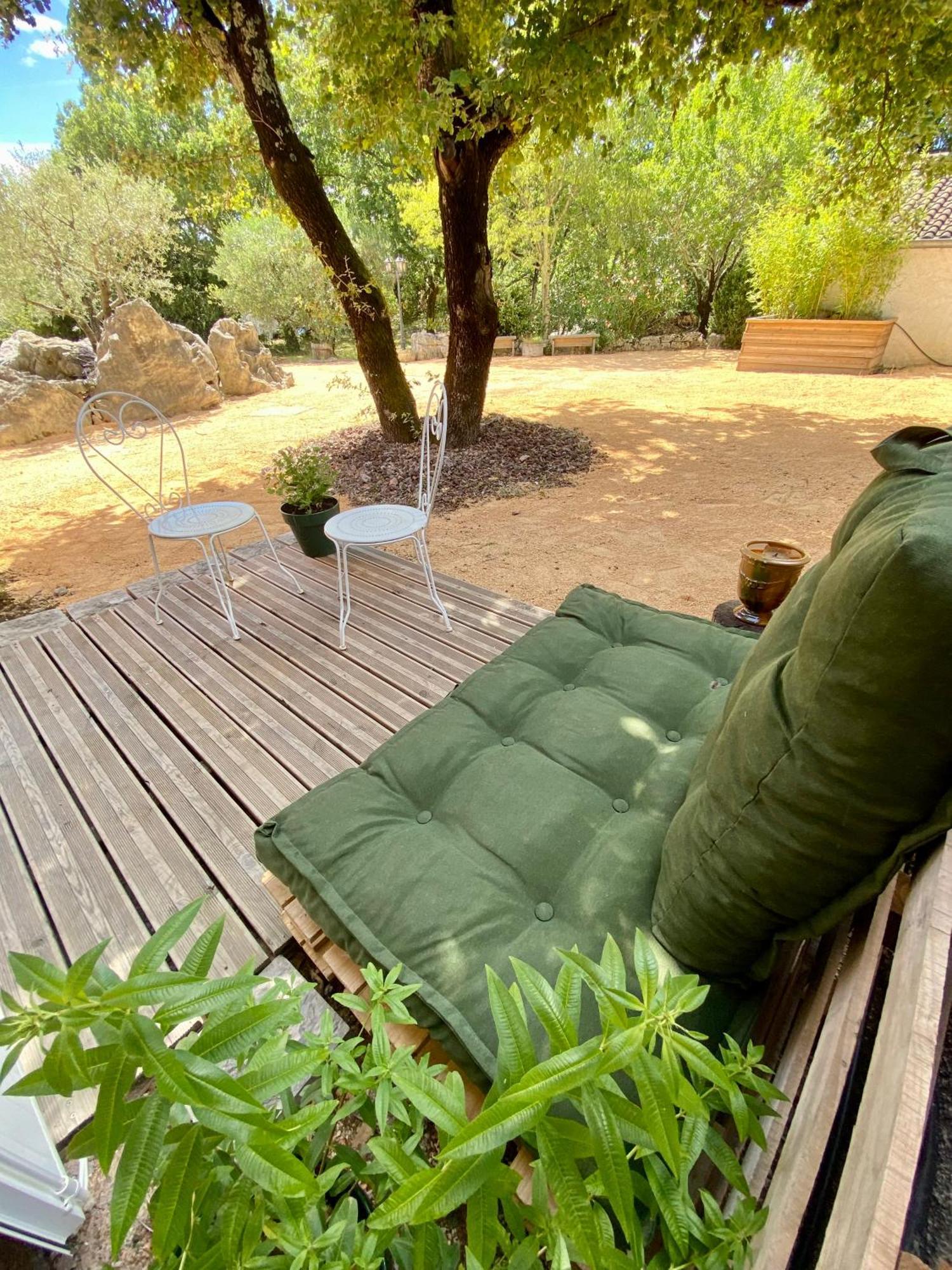 Maison Pour 12P, Piscine A Debordement Chauffee D'Avril A Octobre Inclus Ruoms Luaran gambar