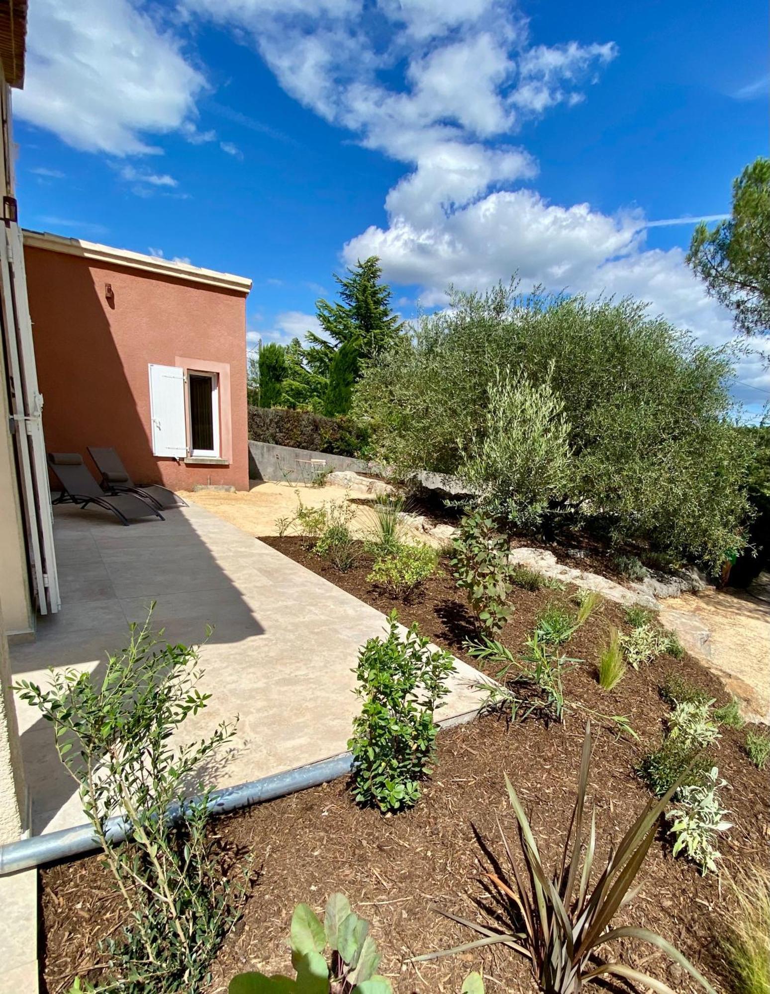 Maison Pour 12P, Piscine A Debordement Chauffee D'Avril A Octobre Inclus Ruoms Luaran gambar